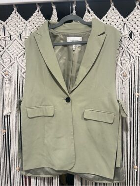 b.young Sleeveless Tailored Vest in Sage Green